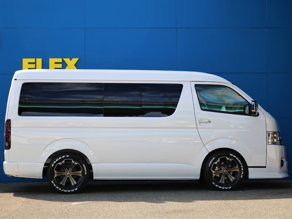 ＬＩＮＥでのお問い合わせも受け付けております。【＠160agedc】で友だち登録！