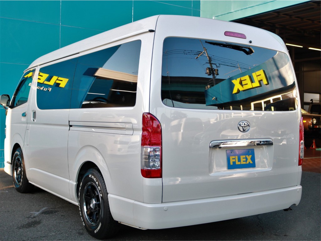ハイエースの事なら専門店のＦＬＥＸハイエース福岡店へ！　新車中古車販売は勿論、経費が使えるリースやローンを使った販売など新たなハイエースライフを始めるお手伝いを致します！