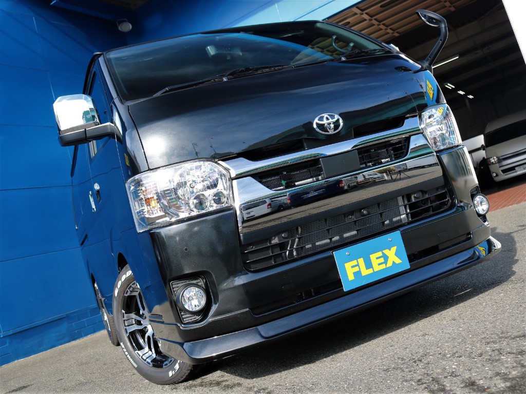 FLEXオリジナルエアロ　デルフィーノラインフロントリップを装着済み！　フェイス回りが引き締まって見えます。