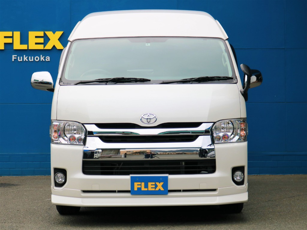 フルサイズのビジネス送迎車のファインテックツアラーは新車・中古車ともに在庫台数が非常に少なく大変希少な１台となります！
