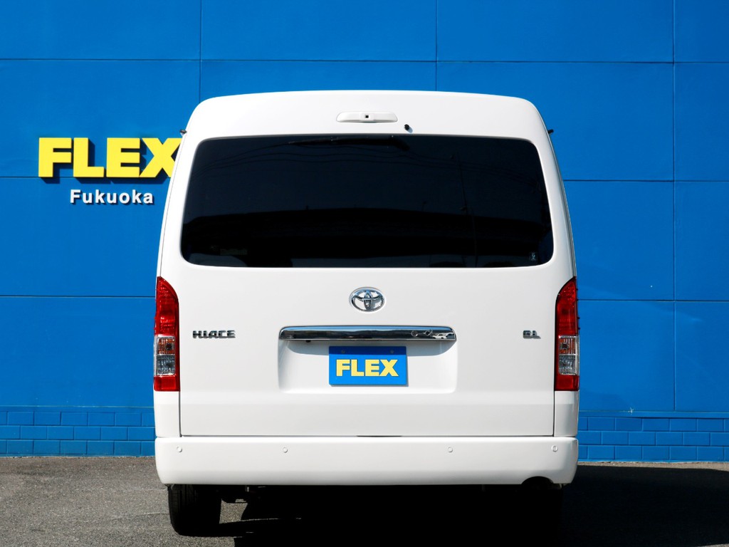 ハイエースをお探しならまずはハイエース福岡店にお越しください！　全国のFLEXが保有するハイエースの中から貴方にぴったりの一台をお探し致します！
