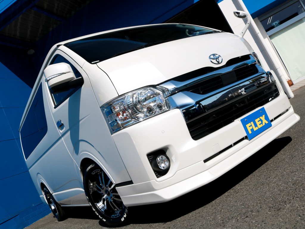 FLEXオリジナルデルフィーノラインフロントリップを装着済み！　フェイス回りが引き締まって見えます♪