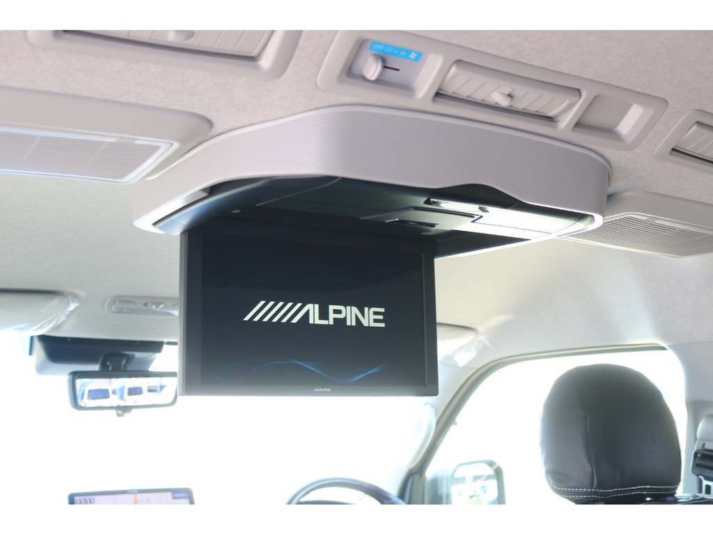 ＡＬＰＩＮＥ製１２．８インチフリップダウンモニター♪