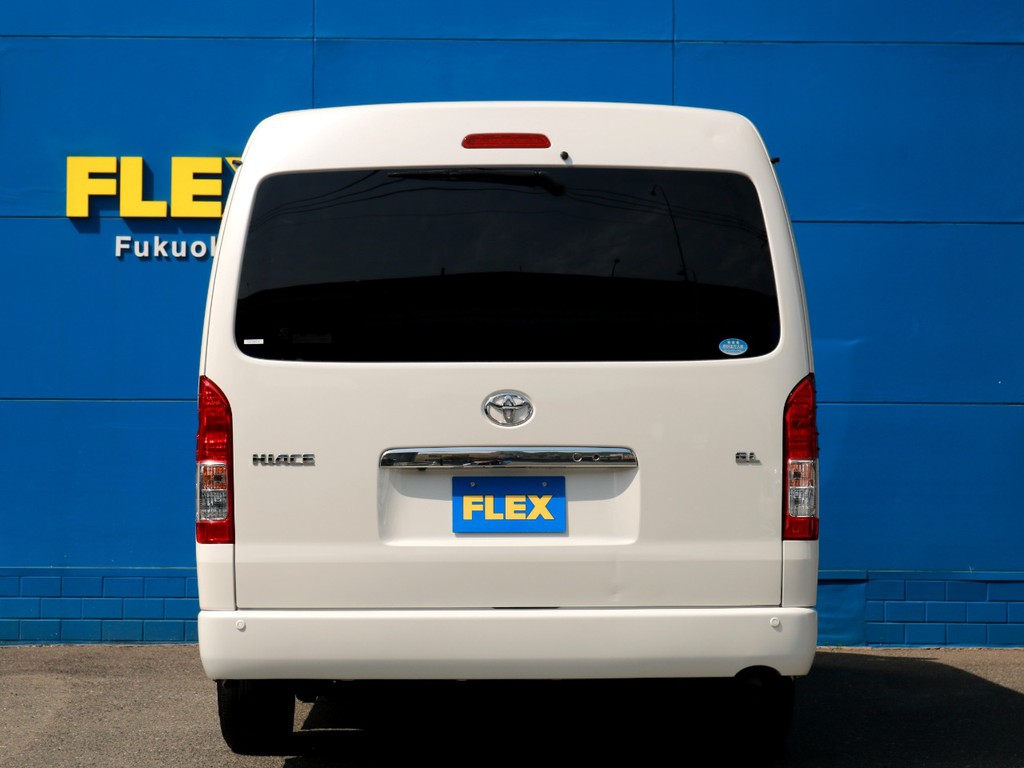 ハイエースをお探しなら専門店のFLEX福岡店へ！　福岡店の展示車両は勿論、全国のFLEXが保有する車両の中から貴方にぴったりの一台をお探し致します！