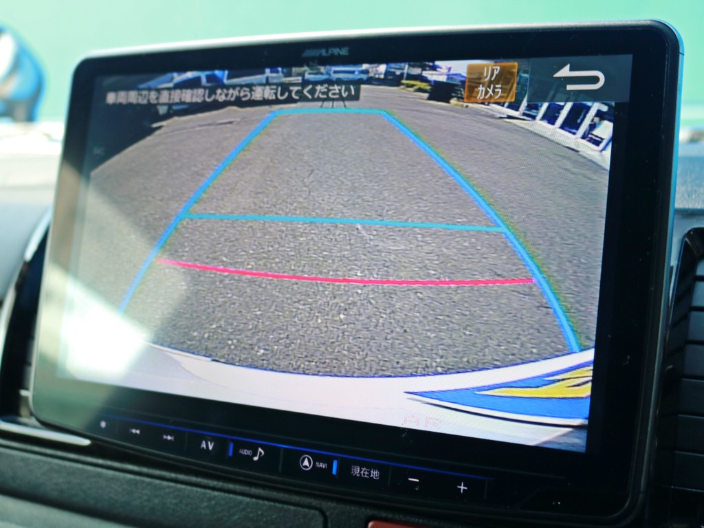 皆が憧れるBIG-X11インチフローティングナビを搭載しています！　ナビとしては勿論、オーディオや映像モニターとしてもご活用頂けます。バックカメラの映像はこちらに描写されます。