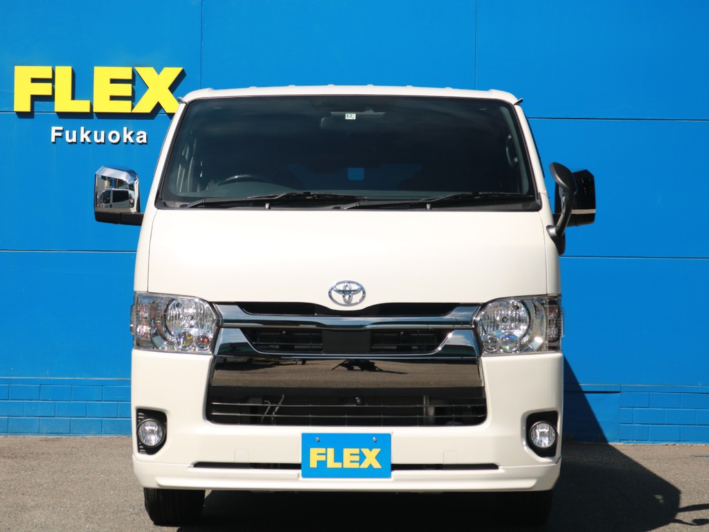 さあ！　6型ハイエースガソリンバンでお出かけしましょう！　中古車は現車限り、先着一名様限りとなりますのでご来店はお早めに！　ハイエース専門店のFLEXハイエース福岡店まで！