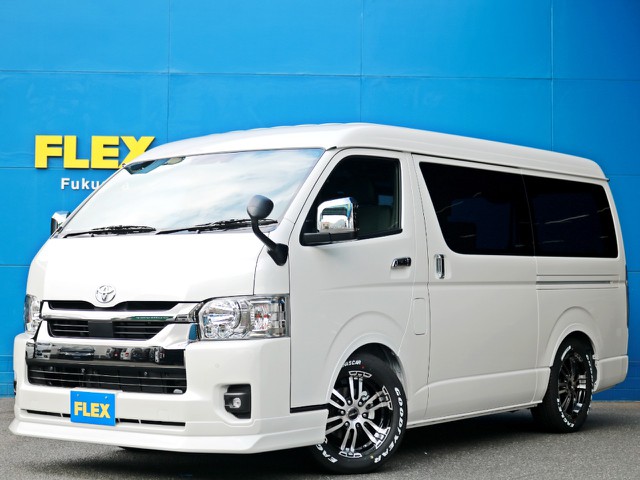 ☆未登録新車☆　ディーゼル２WDワイドバンをベースにFLEXカスタムパッケージに！　両側パワスラ付きなので人の乗り降りも楽々♪　全国的に希少な車両なのでお求めお見積りはお早めに！