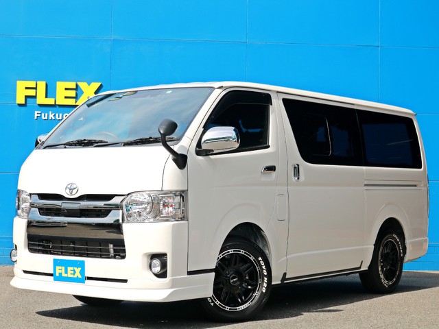 ☆厳選中古車☆　R2年式ハイエースVディーゼル２WDダークプライムⅡ！　仕事にもレジャーにも使える一台です！　ベッドキット搭載済みなので車中泊や仕事用の荷物置きにもご活用頂けます！