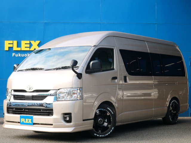 ☆未登録新車☆　全国的に希少なスーパーロングディーゼル２WD！　基本的な装備が揃ったライトカスタムパッケージ！　ハイエース最大級の荷室スペースを貴方は何に使いますか？