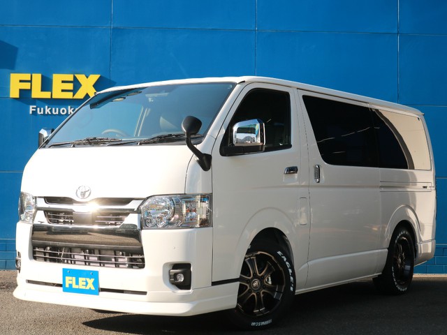 ☆新車未登録☆　ハイエース標準ボディディーゼル２WDダークプライムⅡをFLEXカスタムパッケージ！　ベッドキット搭載！　最短2週間納車！　仕事にもレジャーにも使える便利な一台です！