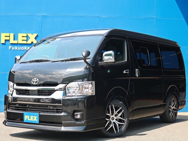☆未登録新車☆　ガソリン２WDワイドVをベースにFLEXカスタムパッケージ！ベッドキット搭載で広々とした車中泊にも対応！　ナビ＆ETCも完備！　全国陸送納車可能！　現車に限り即納車可能！