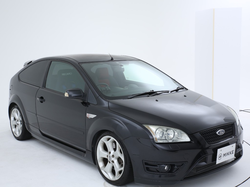 フォード フォーカス St 車探しなら中古車 新車の専門店flex フレックス へ