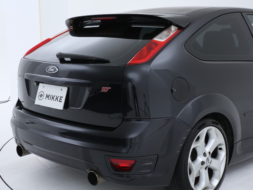 フォード フォーカス St 車探しなら中古車 新車の専門店flex フレックス へ