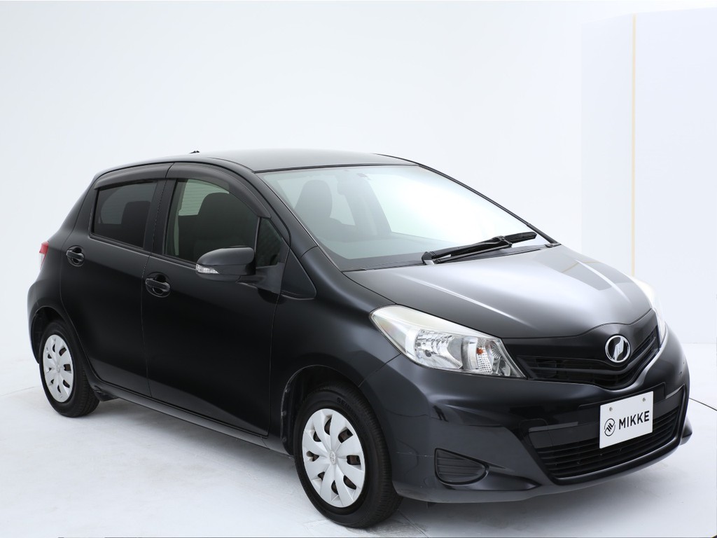 ヴィッツ 14年 H26年 1 3 F 中古車を探す直売中古車検索のmikke ミッケ