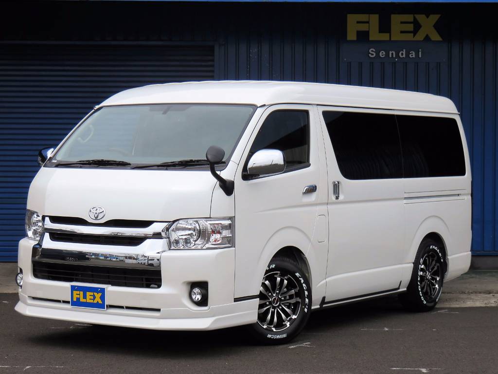 新車ハイエースワゴンGL人気のパールホワイト！