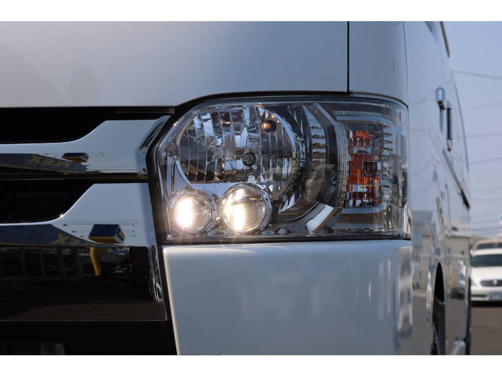 【ＬＥＤヘッドライト】特別仕様車は標準装備！
