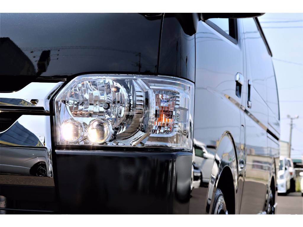【ＬＥＤヘッドライト】特別仕様車は標準装備！！