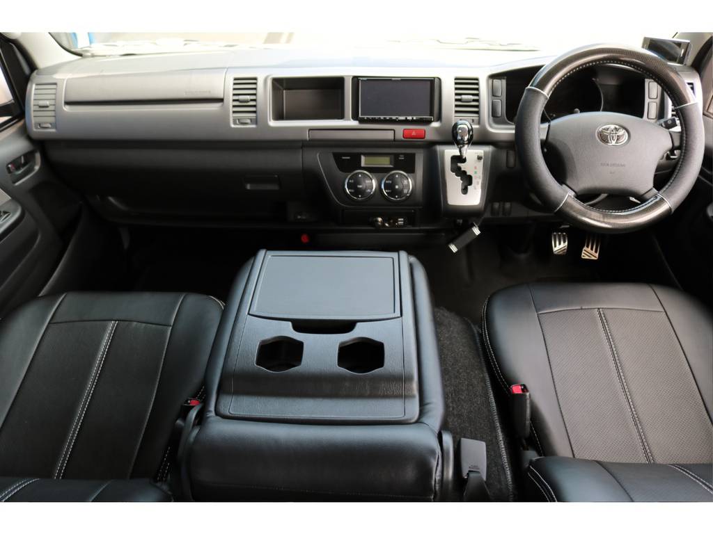 メーカーオプションの助手席エアバッグ＆ＡＣ１００Ｖ電源も装備！