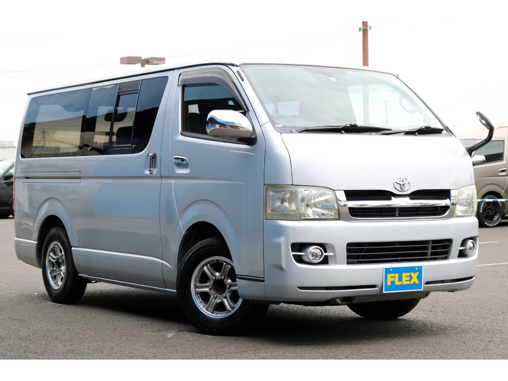 ハイエース仙台店　ＴＥＬ　：　022-288-0411　ＭＡＩＬ　：　sandai@flex.jp