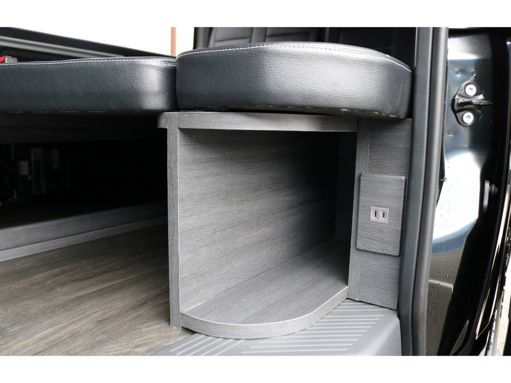 携帯の充電もできるＡＣ１００Ｖコンセントも標準装備！