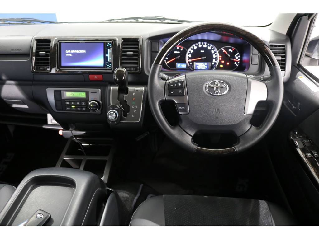スーパーＧＬ　３０００ディーゼル　４ＷＤ　寒冷地仕様　ＬＳＤ
