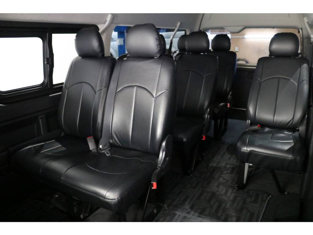 ３ナンバー１０人乗りのグランドキャビン！普通免許で運転できます！