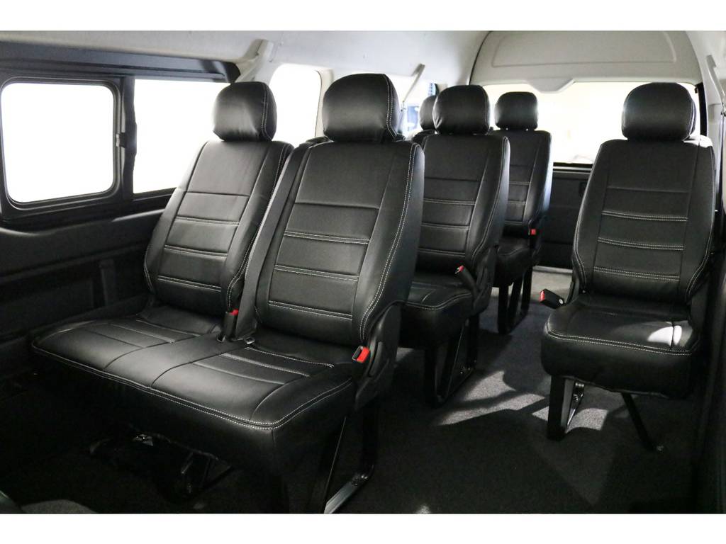 ３ナンバー１０人乗りシート！普通免許でも運転できます！