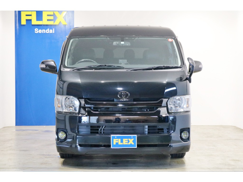 厳選された一台が入庫いたしました！高年式低走行のワゴンGL４WD！しかもカスタム豊富な一台です！