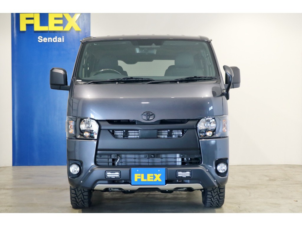新型ハイエースバンディーゼル４WDが入庫いたしました！オフロードスタイルに！ヘッドライトも塗装済み！