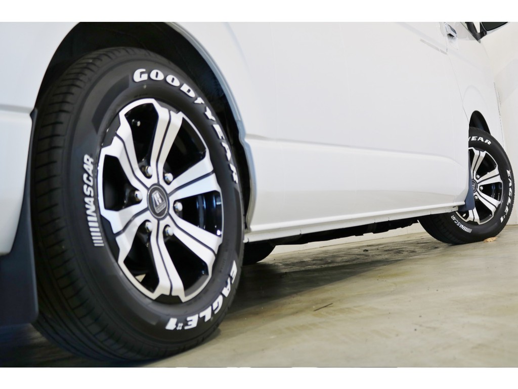 バルベロアーバングランデ17インチホイール＆ナスカータイヤ！