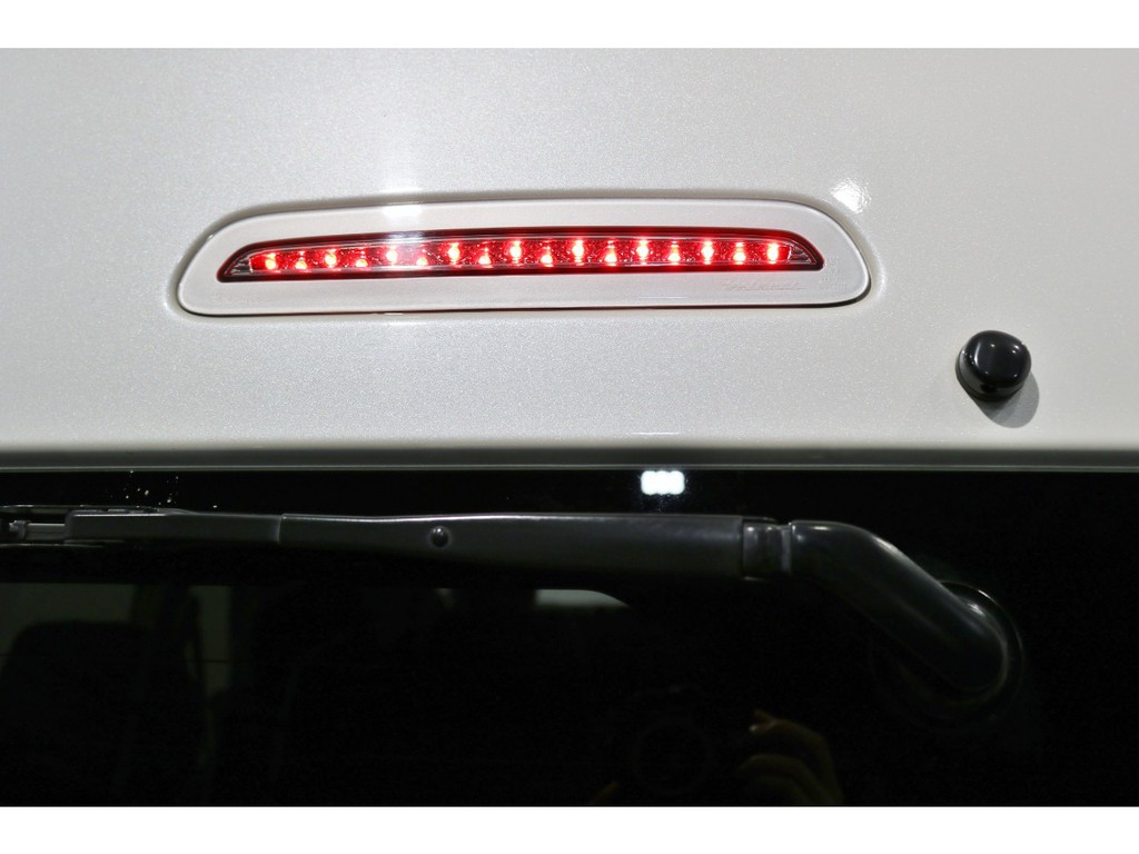 ヴァレンティー製LEDハイマウント！