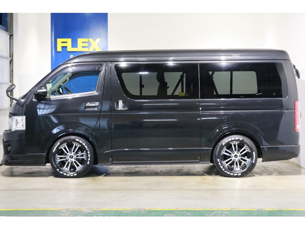 メーカーオプションのパワースライドドア付き！