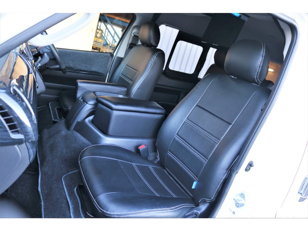 全席オリジナルシートカバー装着済み！