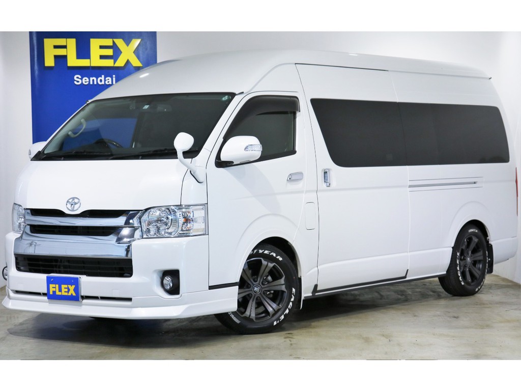 ★ハイエース2，7グランドキャビン４WD　【トリプルモニター搭載/フローリング加工済み/地デジフルセグメモリーナビ付き】★