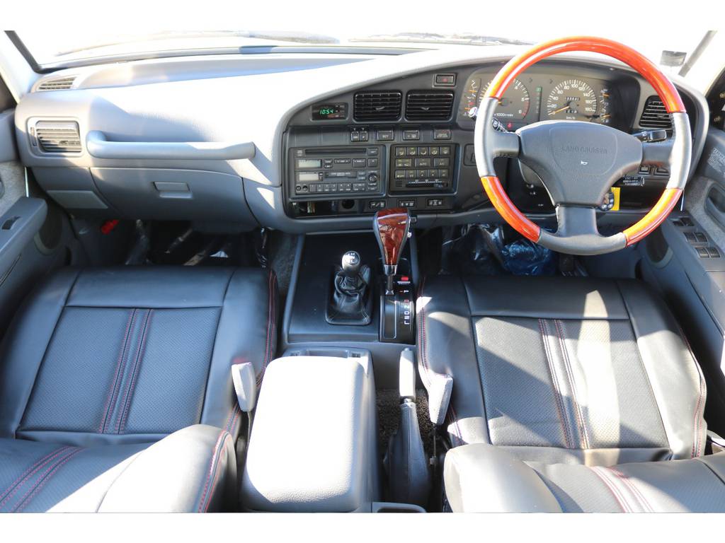 運転席廻り！