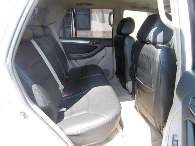 シートカバー装着済みなので車内の高級感もUPしてます★