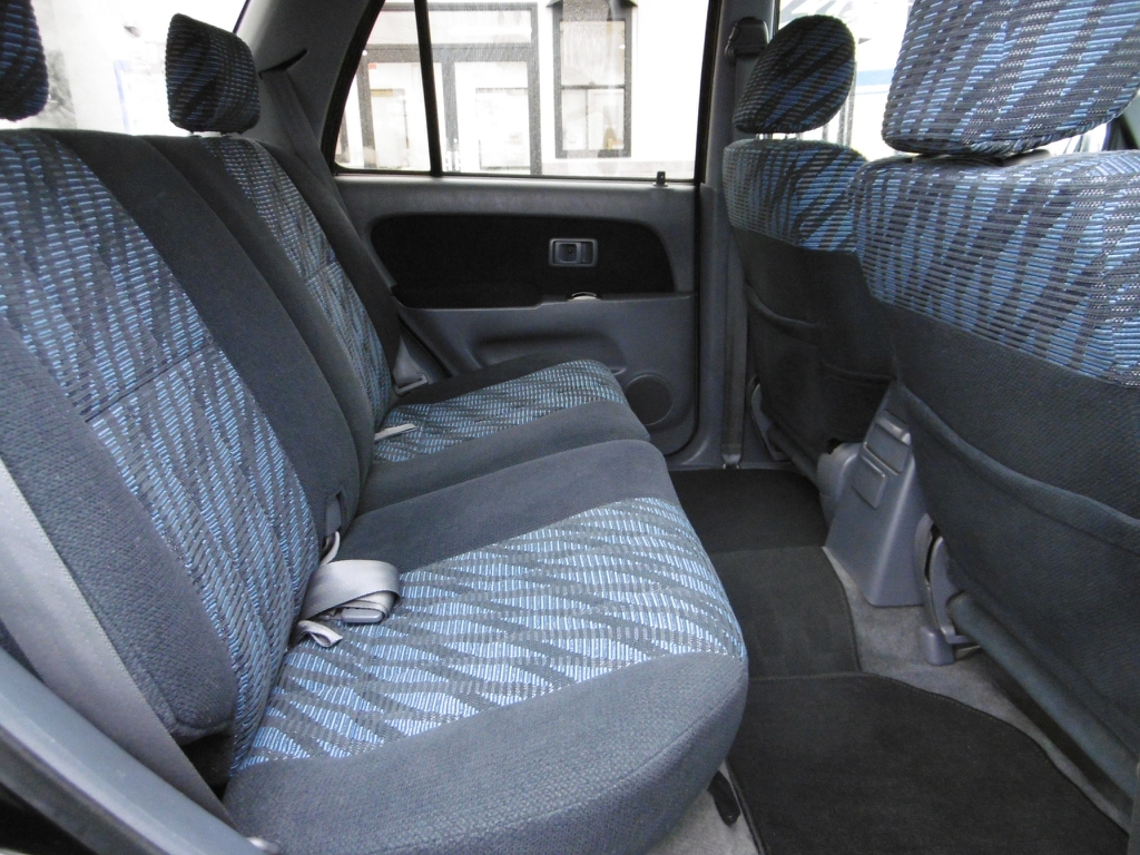 シートもＧＯＯＤコンディション♪大きな汚れやシミ等もありません！