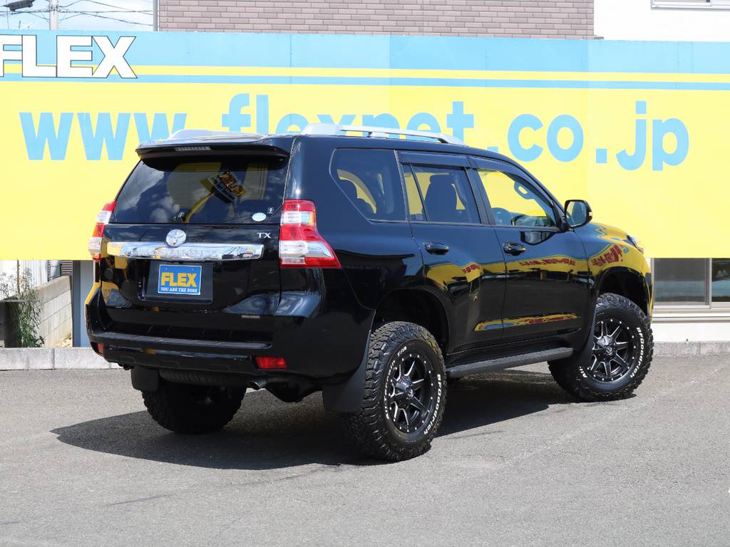 新車を購入し、フルノーマル状態からカスタムするとなると、数十万円の高額な費用がまた発生してしまいます！当店の新車在庫であれば、そういったカスタムも含めてローンでご購入も可能ですよー★