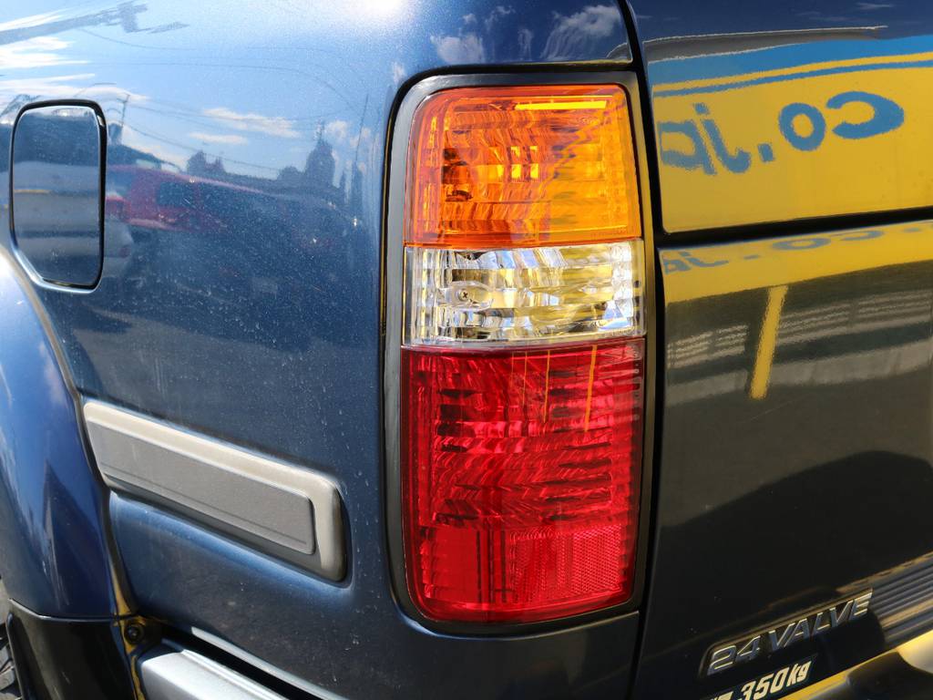 当店の在庫車は全て車輌検査専門会社である第三者機関（株）ＡＩＳ、日本自動車鑑定協会（ＪＡＡＡ）にて１台１台、必ず二重の車輌チェックを実施しております。修復歴有りの車、事故車の無断販売はいたしません。