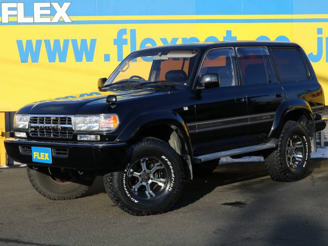 中期型ランドクルーザー８０！コンプリート済みの１台が入庫しました！１からカスタムしますとかなりお値段が掛かってしまいますが、カスタム費用込みですのでお得な１台です♪