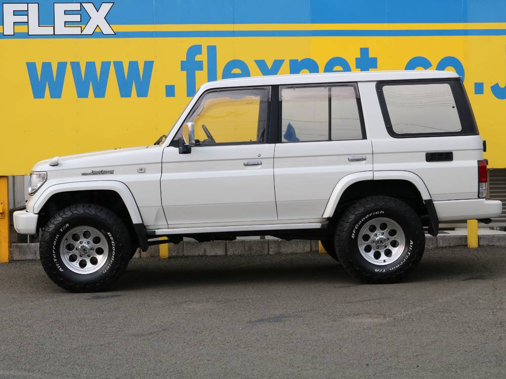 ＦＬＥＸグループは「すべての人に愛車を」をコンセプトに車種別に全国展開中★愛車と一緒に、ライフスタイルを充実させてもらいたいという思いで、ランクル仙台泉店では皆様のご要望になんでもお応えします★