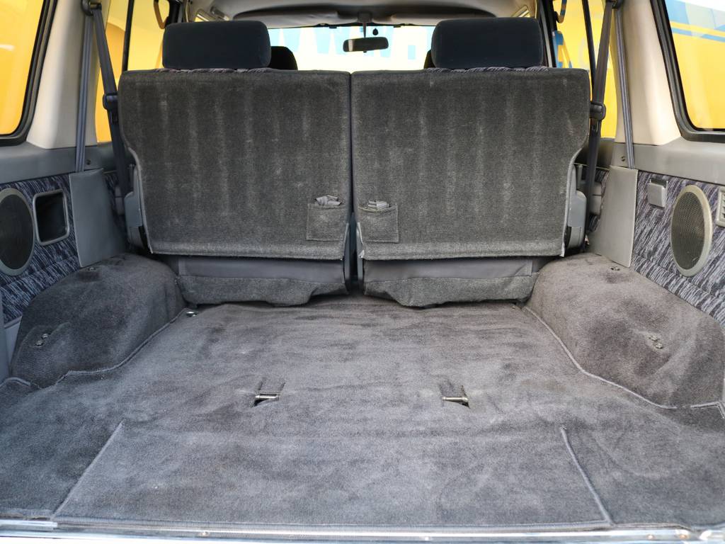 トランクも広々スペースで多くの荷物を積むことができます♪キャンプなどにも大活躍間違いなしです！