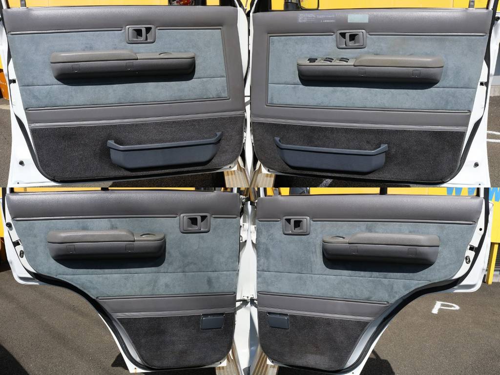 EX専用のドアトリム★スエード生地が高級かつ温かみのある内装へと雰囲気を高めています♪