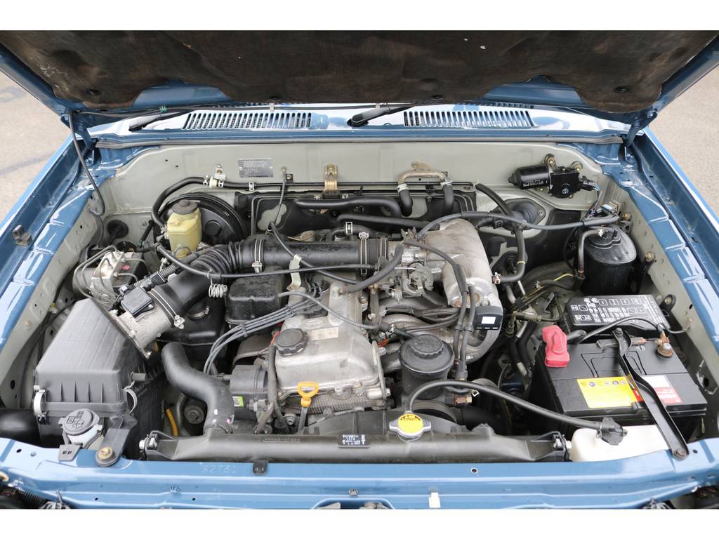 人気の２７００ｃｃガソリンエンジン★タイミングチェーン式なのでタイミングベルトの交換が不要＆低燃費で経済的なエンジンです♪