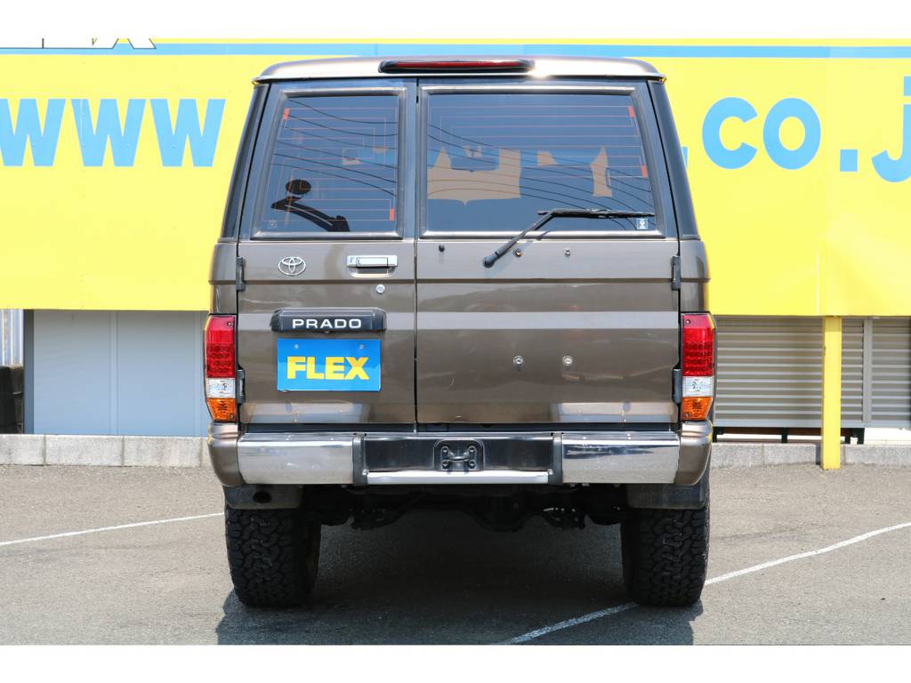 当店の在庫車は全て車輌検査専門会社である第三者機関（株）ＡＩＳ、日本自動車鑑定協会（ＪＡＡＡ）にて１台１台、必ず二重の車輌チェックを実施しております。修復歴有りの車、事故車の無断販売はいたしません！！