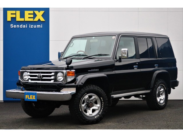 ランクル７０系の最終モデルとなる、Ｈ１２年式ランドクルーザー７６！５ドアのロングボディー！ブラックカラーペイント済みでシンプルに仕上がった１台です★ご検討の際はお早めに♪