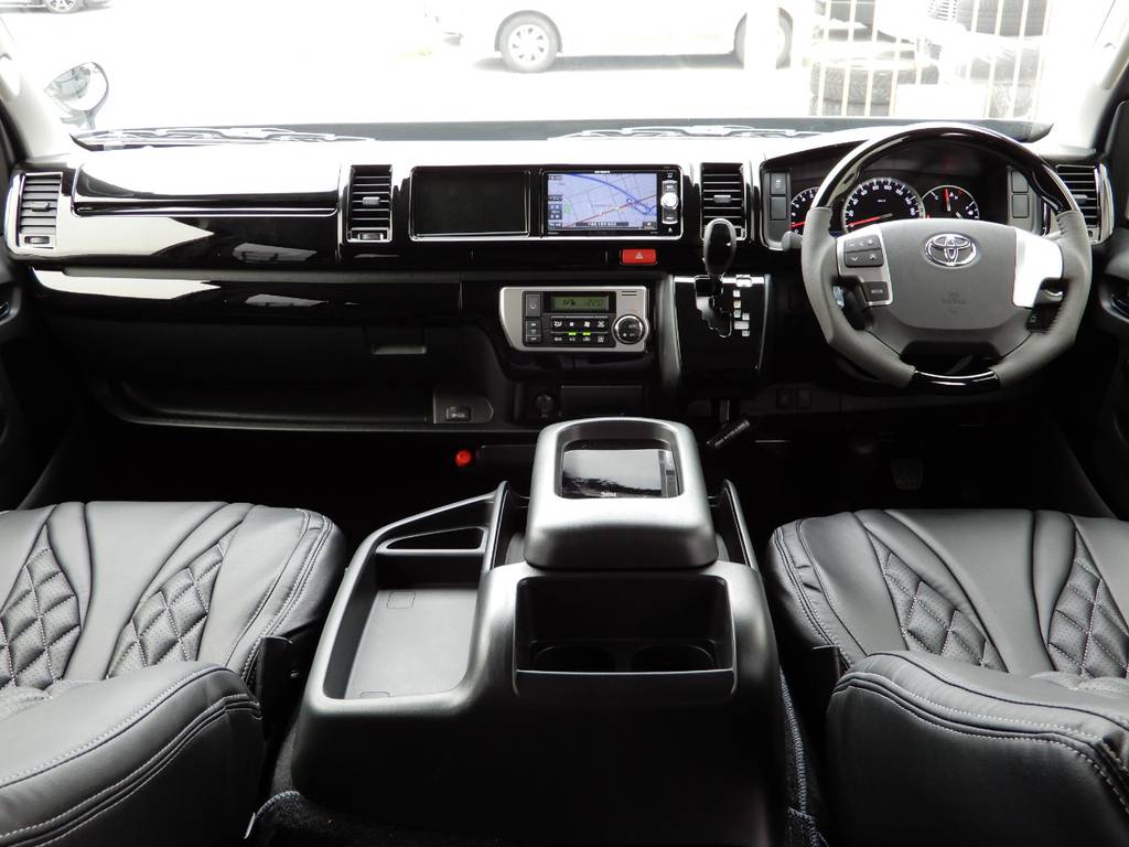 内外装完成度バツグンのお車が入庫致しました♪