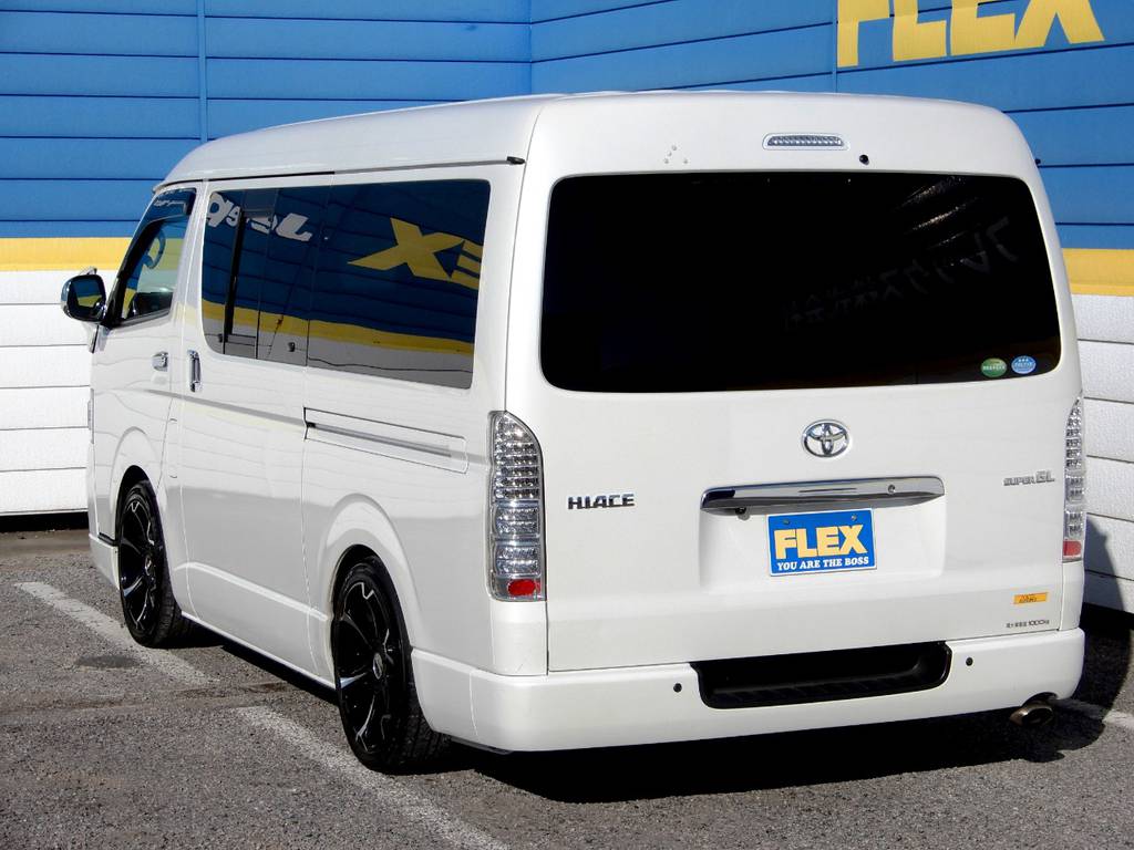 車両トラブルからタイヤのパンクまでをカバーするハイエース中古車２年保証！