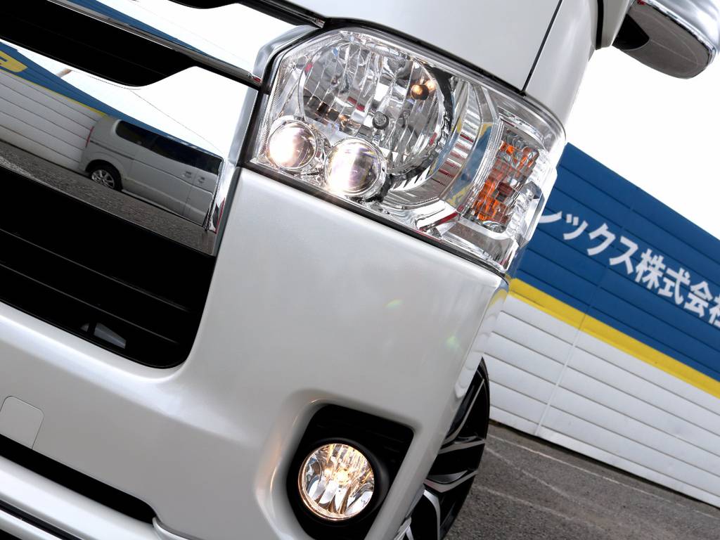 メーカーオプションＬＥＤヘッドライト！