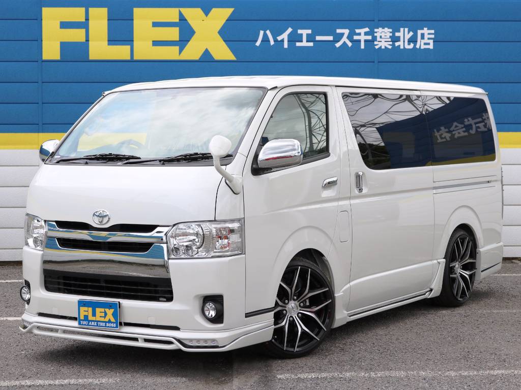 新車ハイエースバン　Ｓ－ＧＬ　ＲＯＷＥＮハーフエアロコンプリート！
